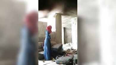 The girl lifted her burqa and rode on the penis in a Mud House Full Video